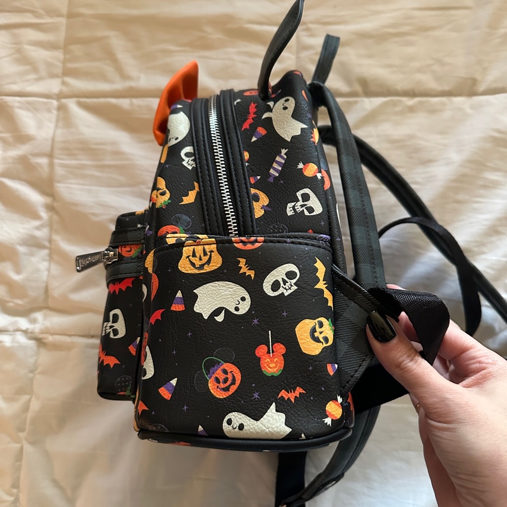 disney loungefly backpack - Picture 4 of 6